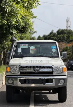 Toyota Land Cruiser 76 Series 2018 White
