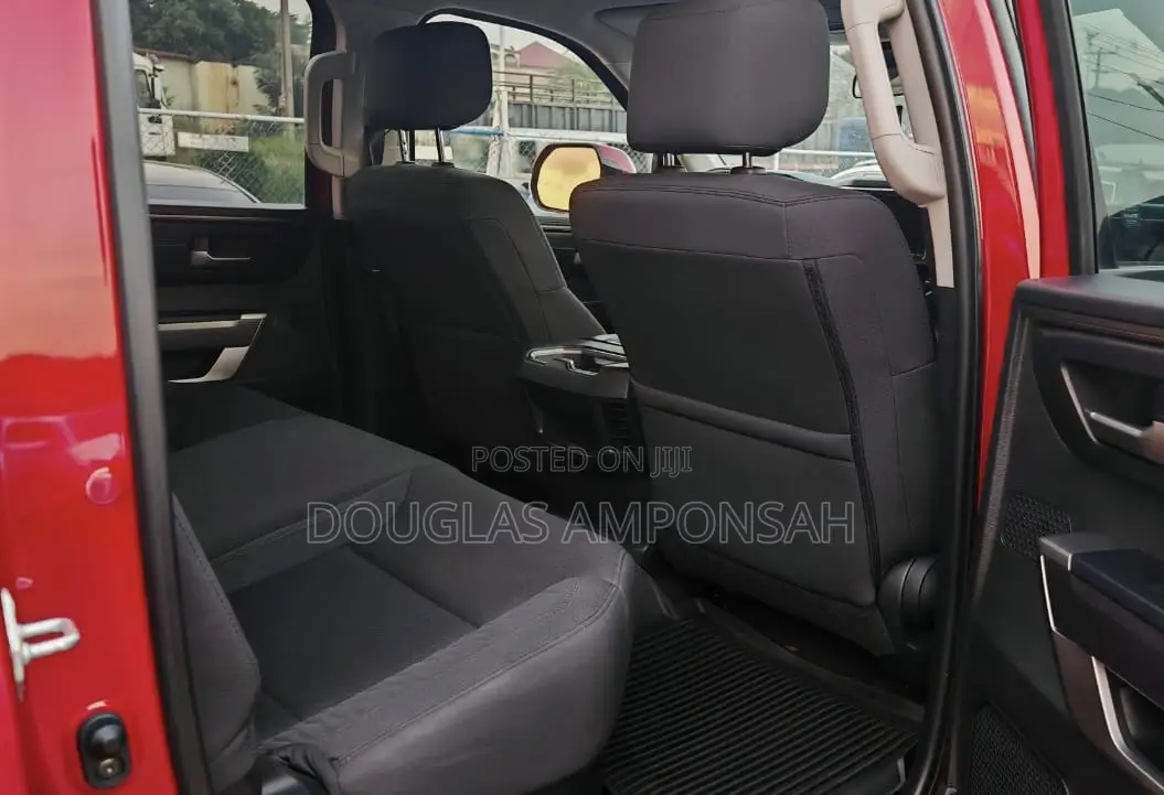 Toyota Tundra 2023 Red