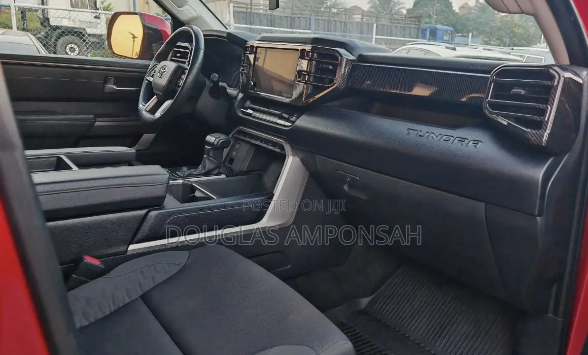Toyota Tundra 2023 Red