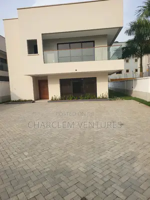 4bdrm Townhouse / Terrace in Charclem Ventures, Accra Metropolitan