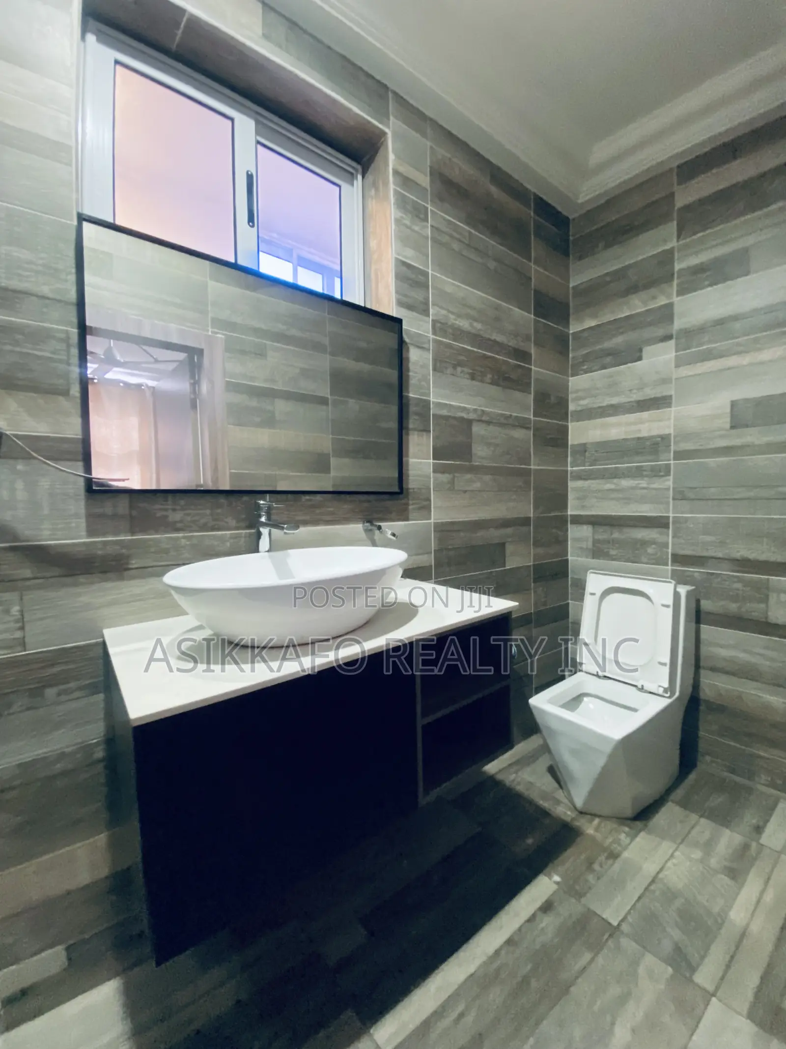Furnished 1bdrm Apartment in Community 18, Spintex for rent