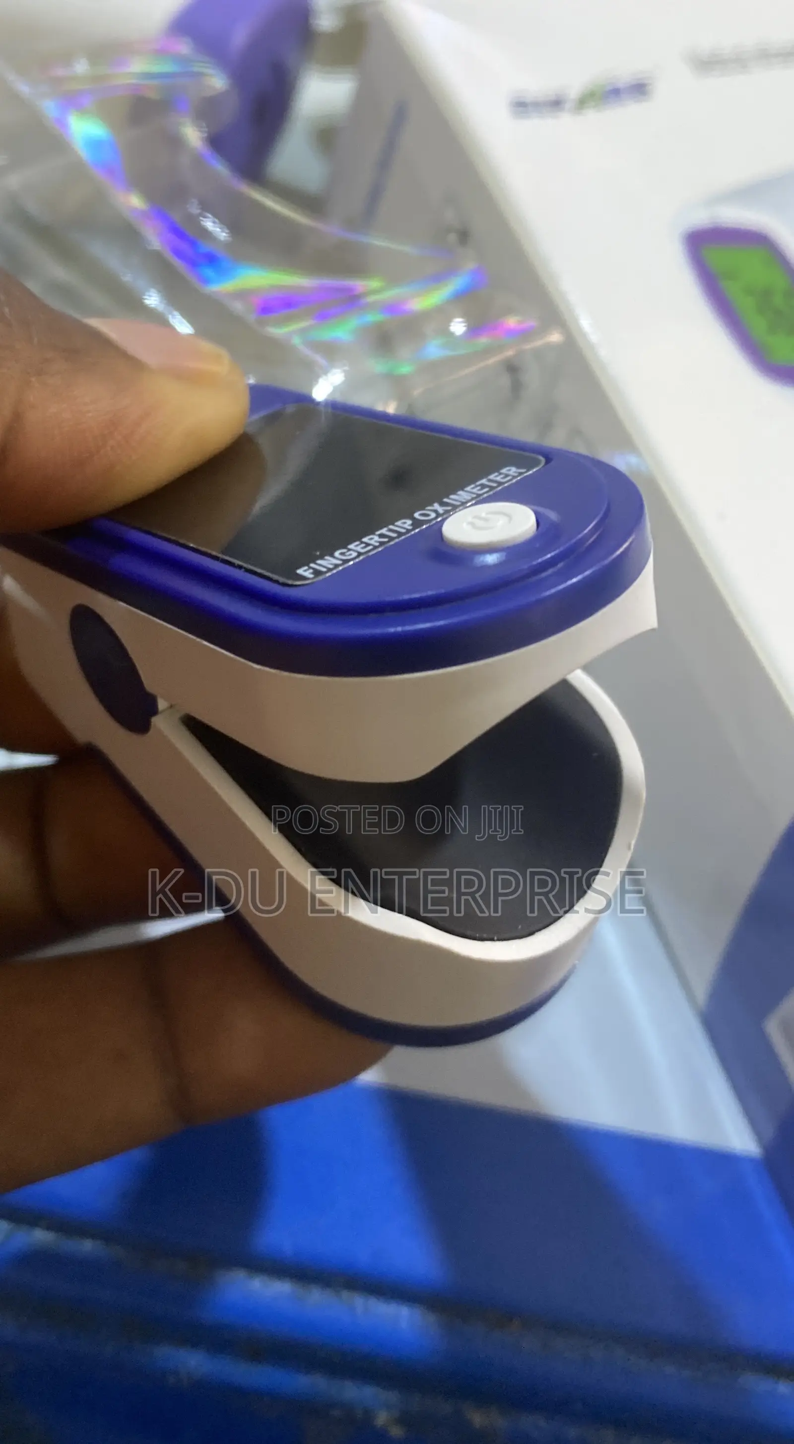 Fingerstrip Pulse Oximeter