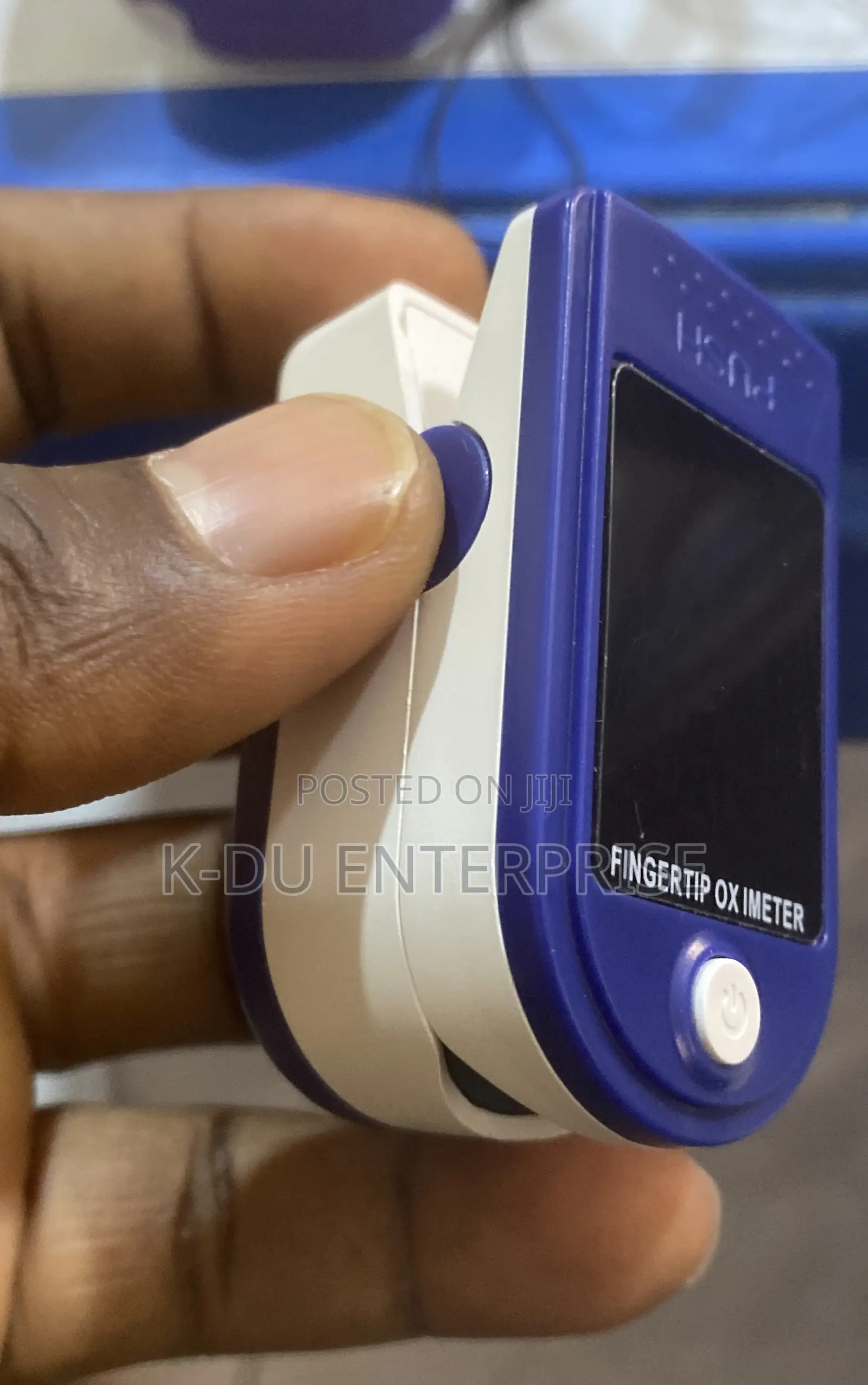Fingerstrip Pulse Oximeter