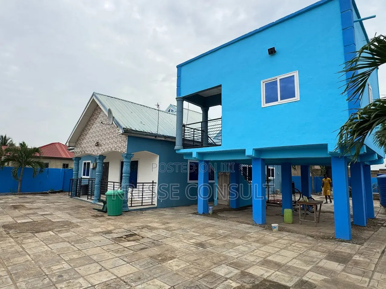 3bdrm House in Blue Rose, Accra Metropolitan for sale
