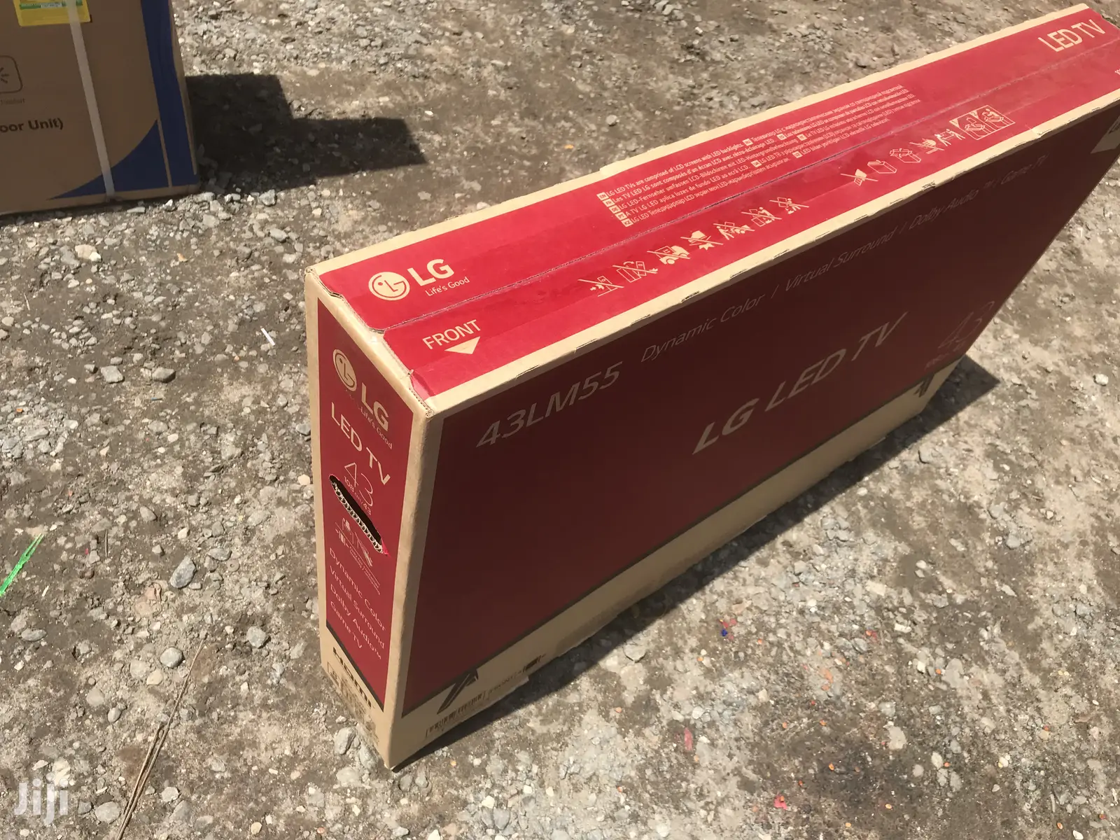 Sealed in Box 43inches LG Digital Satellite Tv
