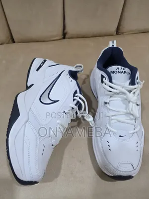 Air Monarch