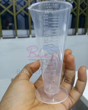 Plastic Graduated Conical Measuring Cylinder (100ml)