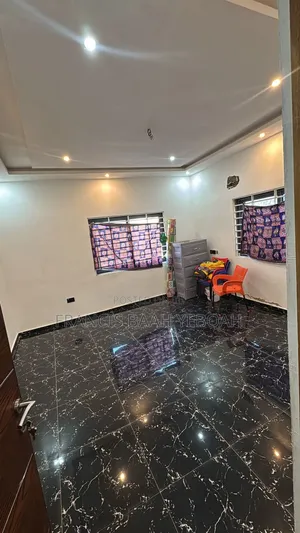3bdrm House in Shining Star Real, Awutu Senya West for sale