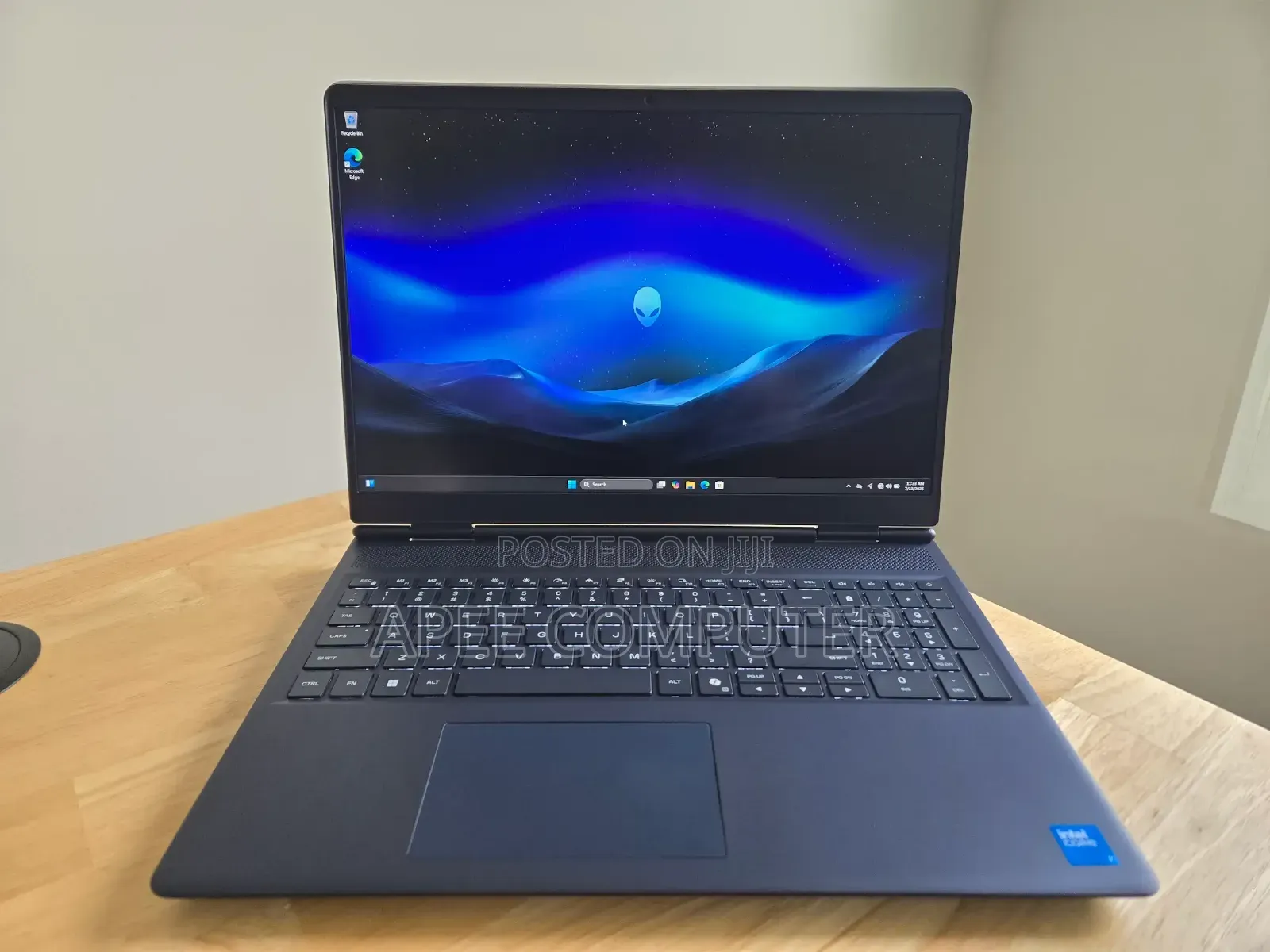 New Laptop Alienware 16 Aurora 16GB Intel Core 7 SSD 1T