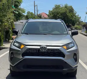 Toyota RAV4 2021 Gray
