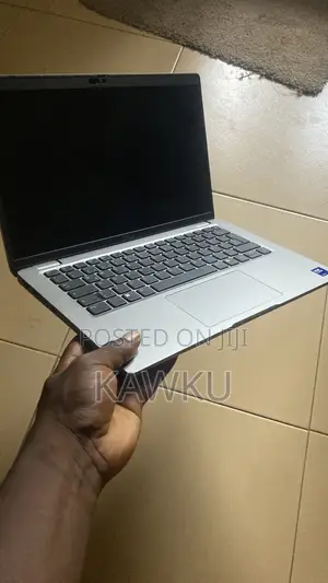 Laptop Dell Latitude 5450 8GB Intel Core i5 SSHD (Hybrid) 512GB