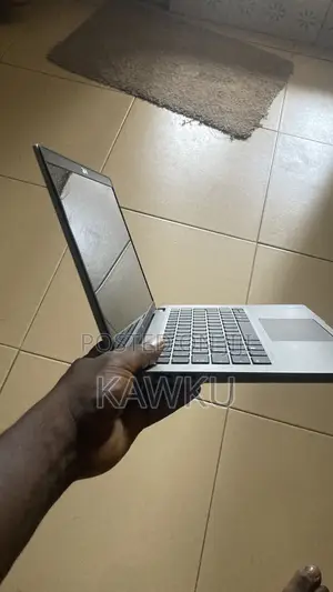 Laptop Dell Latitude 5450 8GB Intel Core i5 SSHD (Hybrid) 512GB