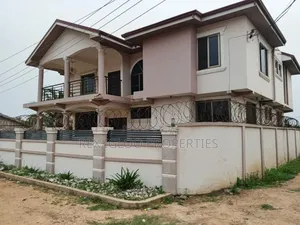 5bdrm House in Nungua Brigade, Accra Metropolitan for sale