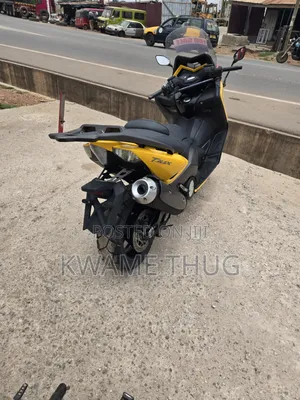 Yamaha 2016 Yellow