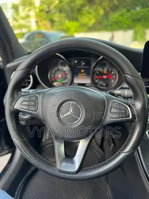 Mercedes-Benz C300 2018 Black
