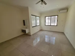 8bdrm Mansion in East Legon, A&C Mall Area for rent