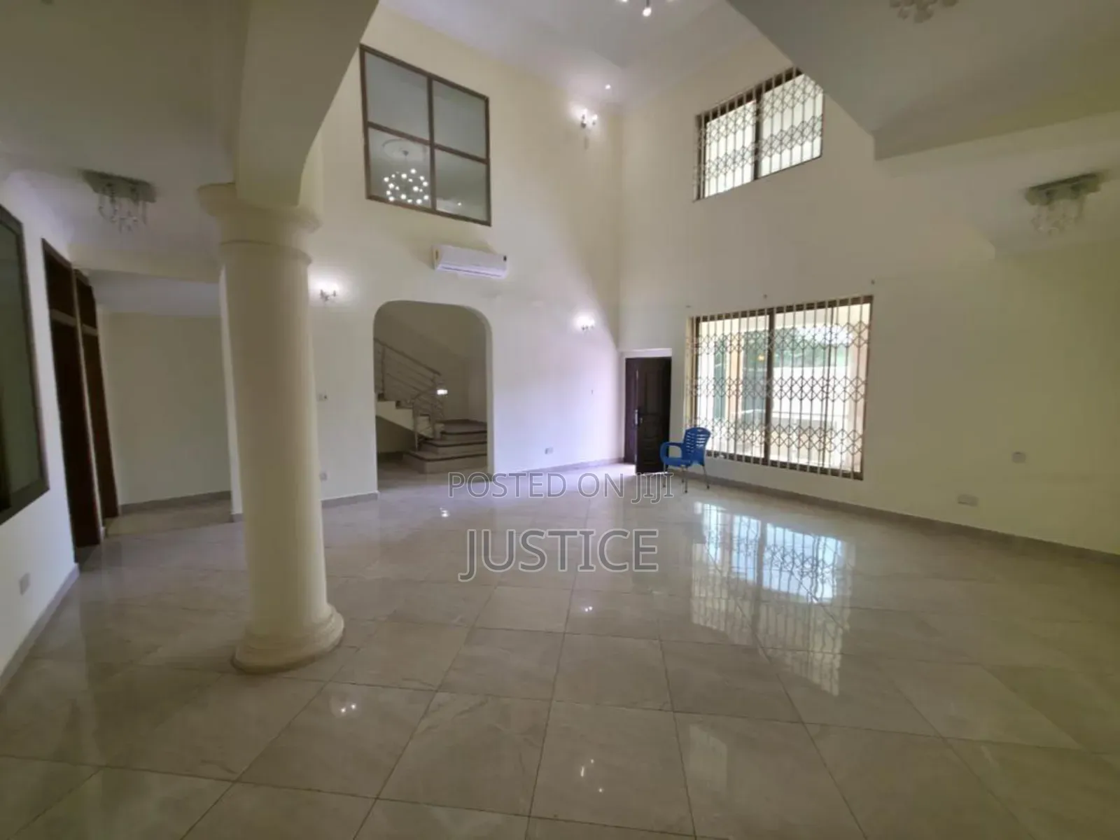 8bdrm Mansion in East Legon, A&C Mall Area for rent