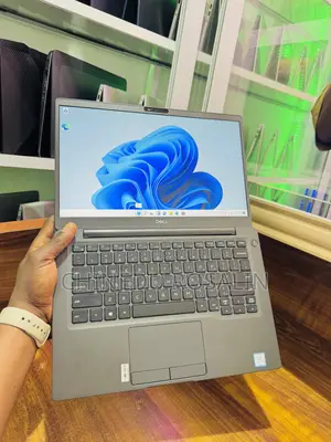 Laptop Dell Latitude 7300 8GB Intel Core i5 SSD 256GB