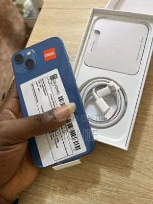 New Apple iPhone 13 256 GB Blue
