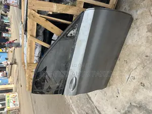 Mercedes Benz C300 Doors Available
