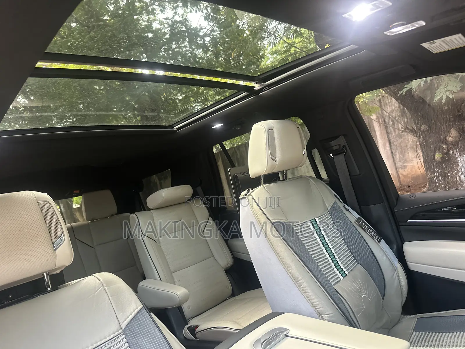 Cadillac Escalade 2021 White