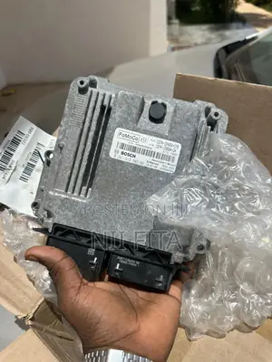 Ford Fusion Control Board 2015