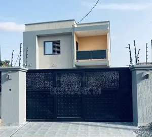 4bdrm House in Lakeside Estate., Ashaley Botwe for sale