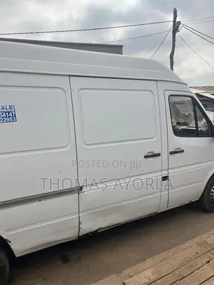 Mercedes-Benz Sprinter 2012 White
