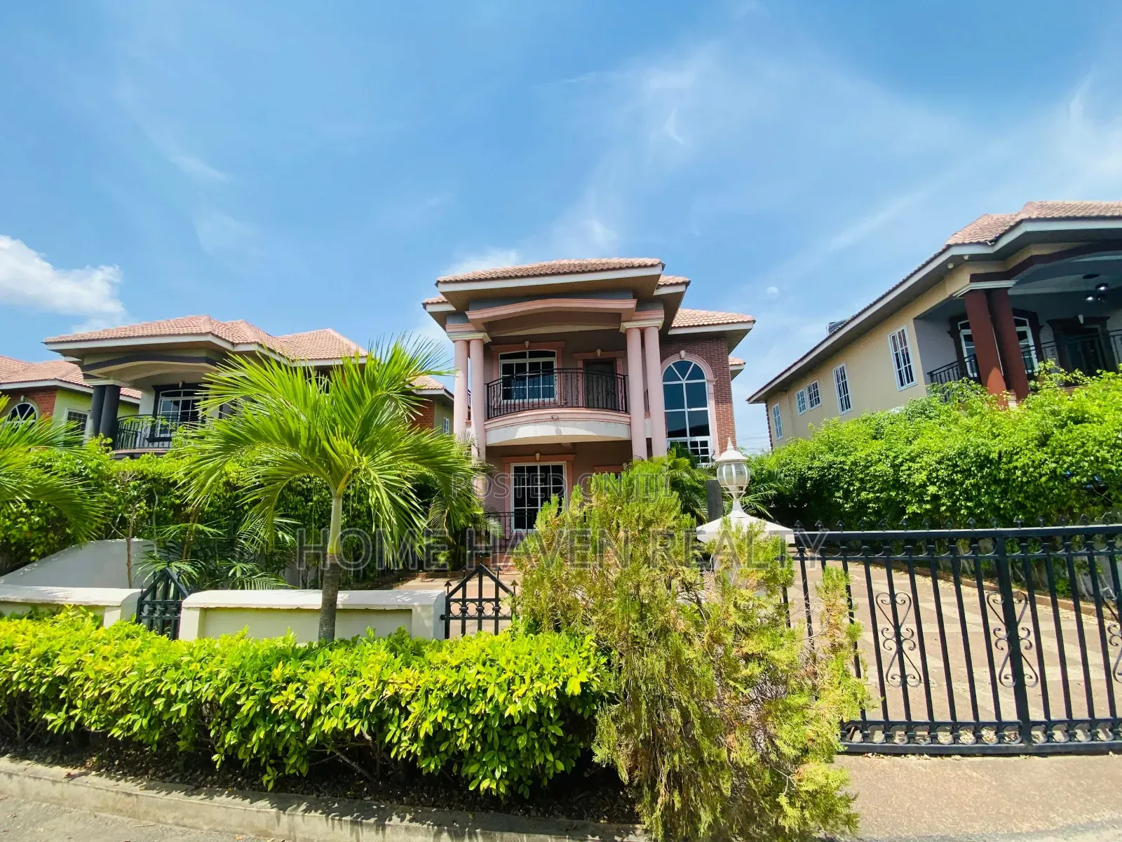 4bdrm House in Dome, Parakuo Estate for rent