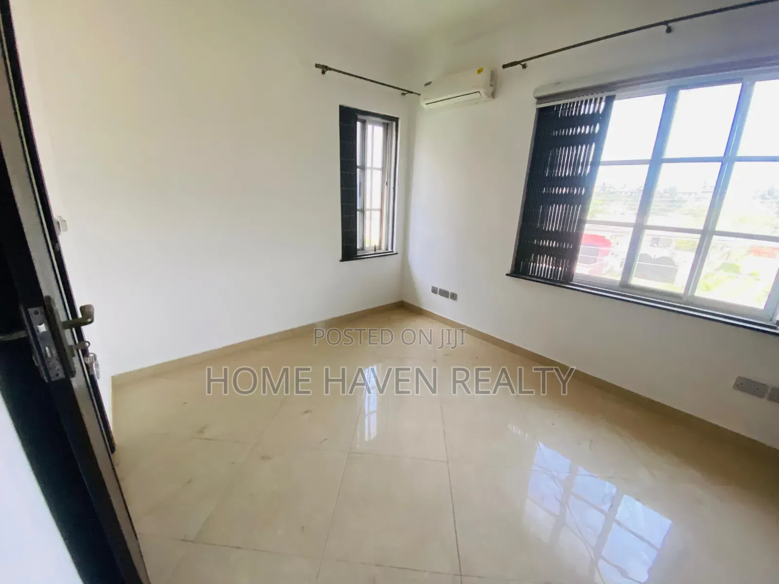 4bdrm House in Dome, Parakuo Estate for rent