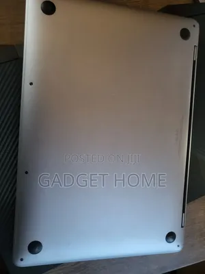 Laptop Apple MacBook 2020 16GB Intel Core i5 SSD 512GB