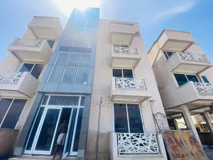 3bdrm Apartment in East Airport, Manet Junction for rent