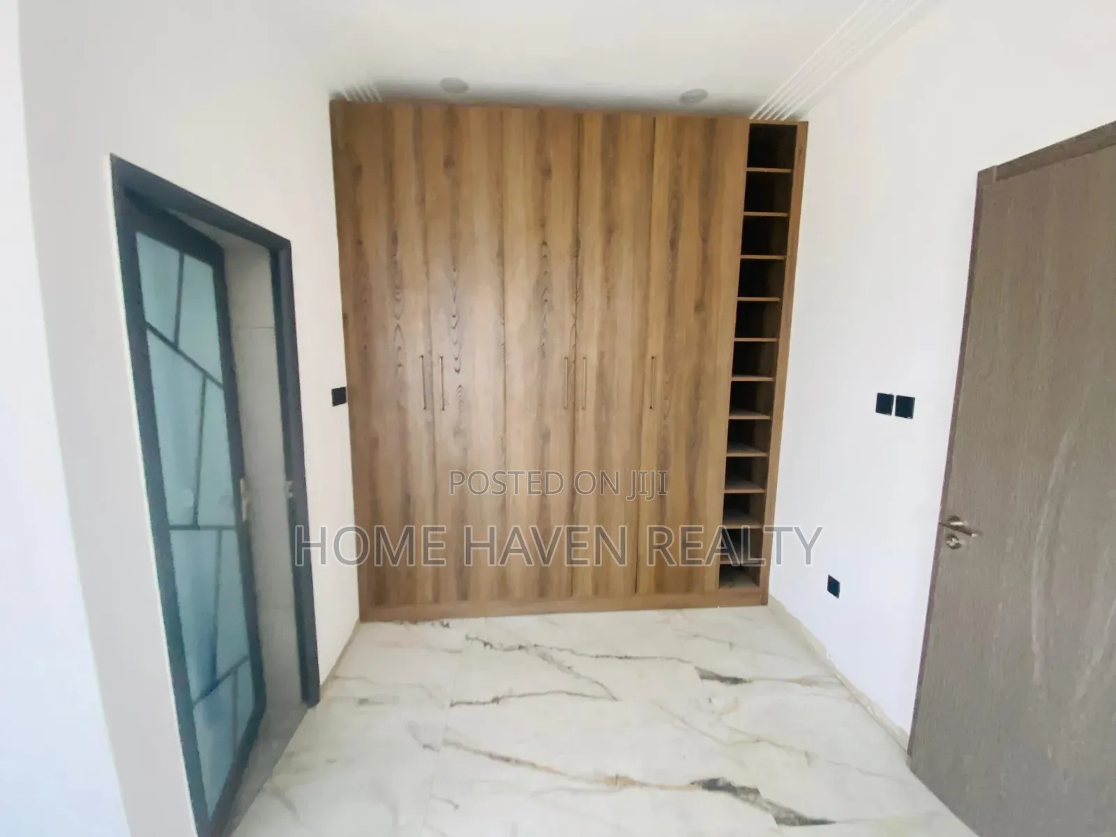 3bdrm Apartment in East Airport, Manet Junction for rent
