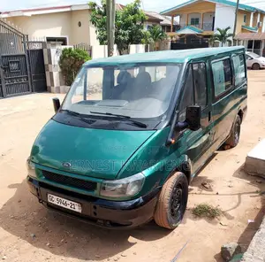 Ford Transit 2005 Green