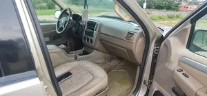 Mercury Mountaineer AWD Luxury 4.0 2005 Gray