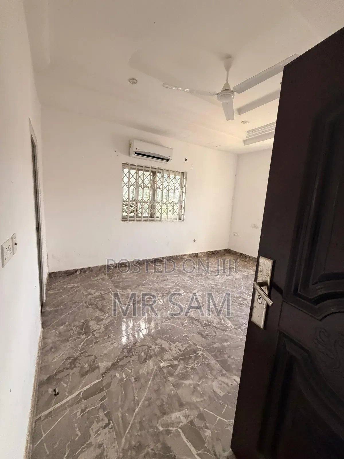 5bdrm House in Choice, West Hills Mall Area for sale