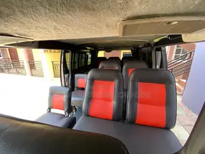 Toyota HiAce 2005 Grey