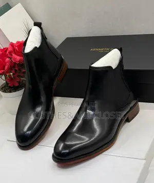 Kenneth Cole New York Leather Chelsea Boots