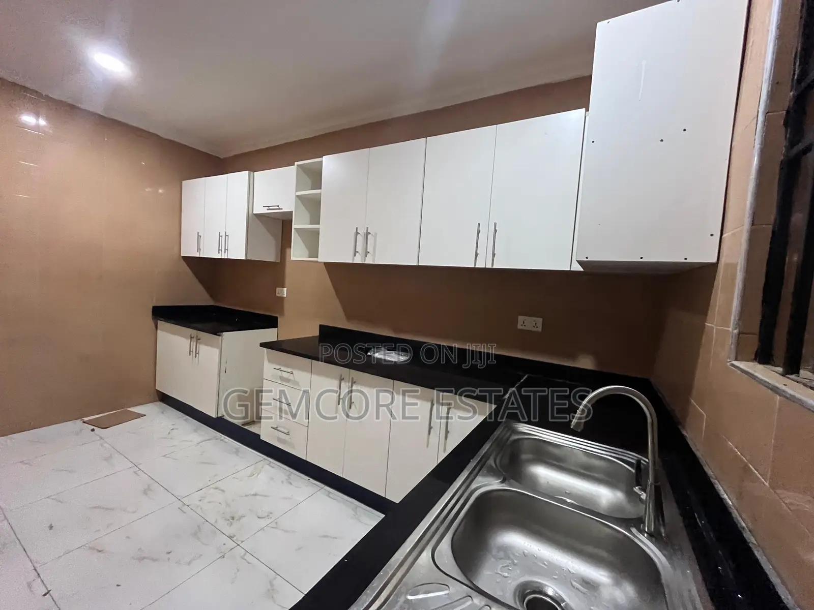 2bdrm Apartment in East Legon for rent