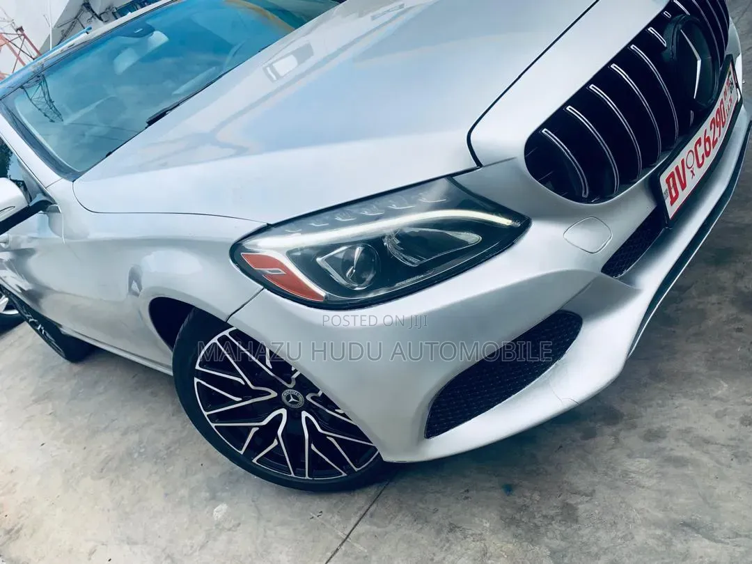 Mercedes-Benz C300 Luxury 4dr AWD 4Matic Sedan (2.0L 4cyl 7A) 2015 Silver