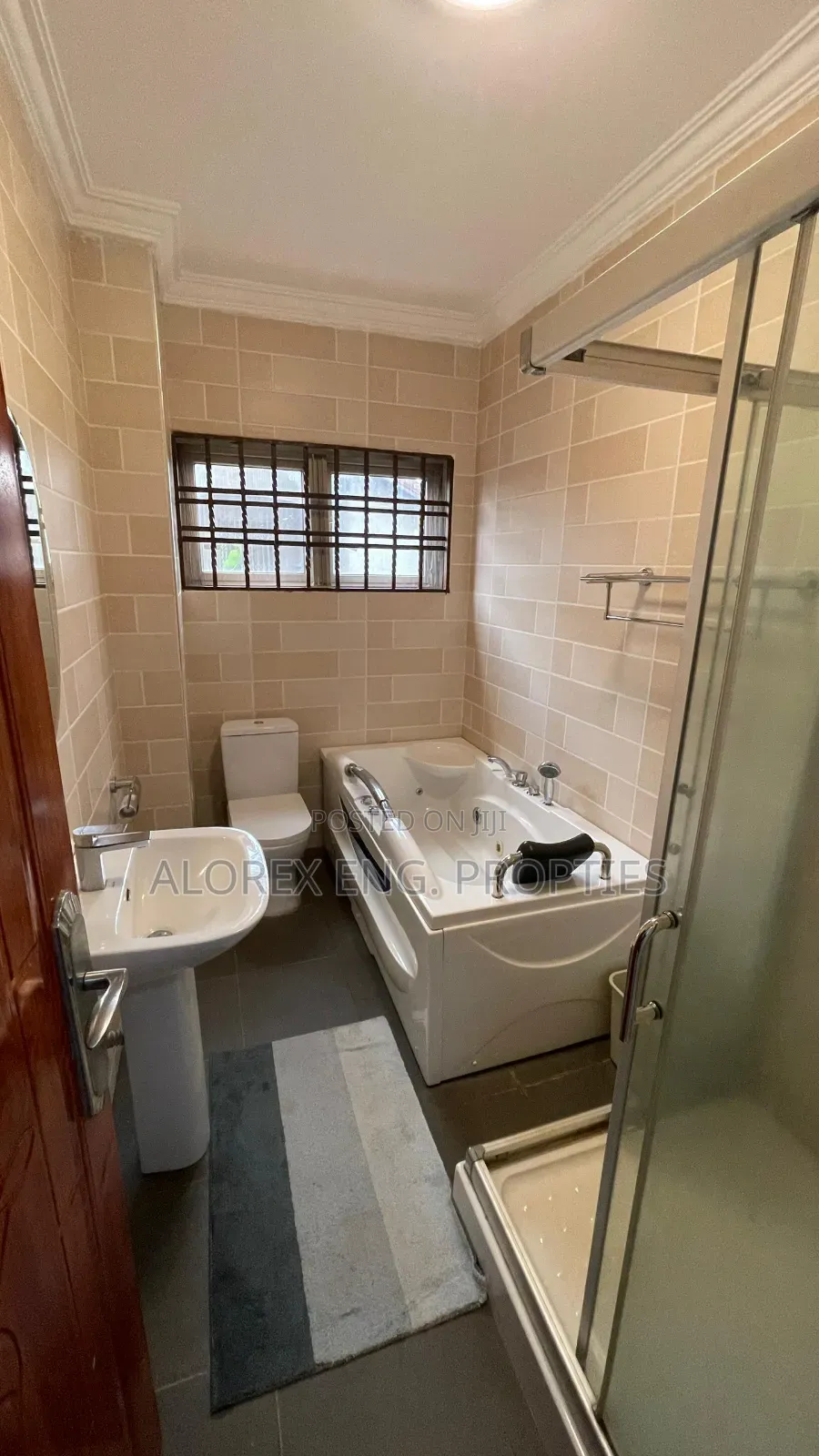 Furnished 3bdrm Apartment in Adenta, Frafraha for sale
