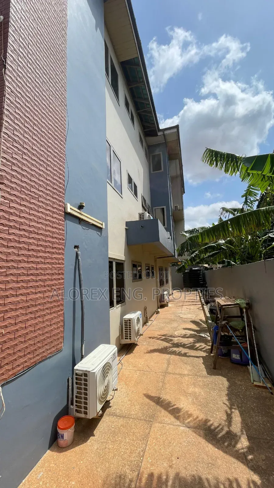 Furnished 3bdrm Apartment in Adenta, Frafraha for sale