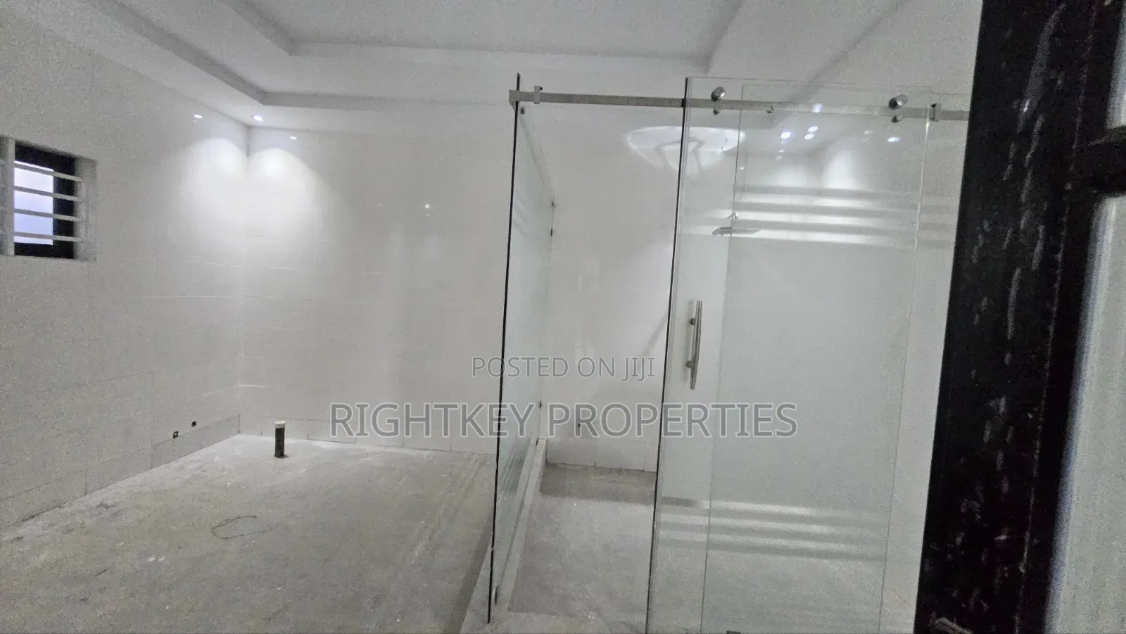 4bdrm House in Rightkey, Kumasi Metropolitan for sale