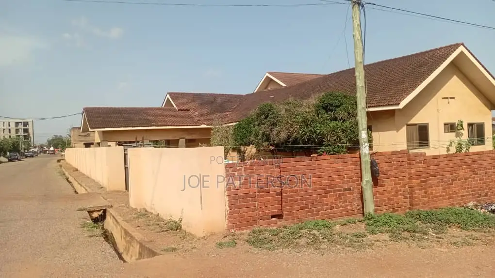 14bdrm Mansion in Ability for sale