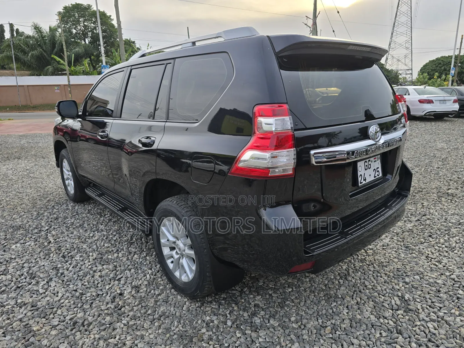 Toyota Land Cruiser Prado 2.7 2017 Black