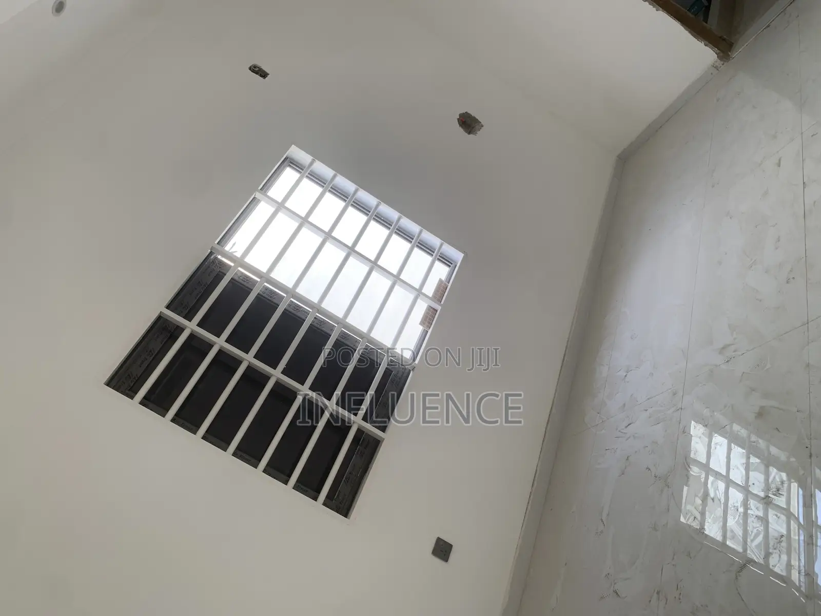 3bdrm House in Palace Mall Area, Spintex for sale