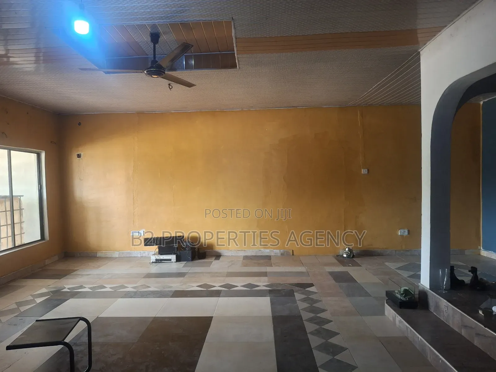 Furnished 7bdrm House in B2 Properties Agency, Kumasi Metropolitan