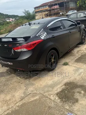 Hyundai Avante 2014 Black