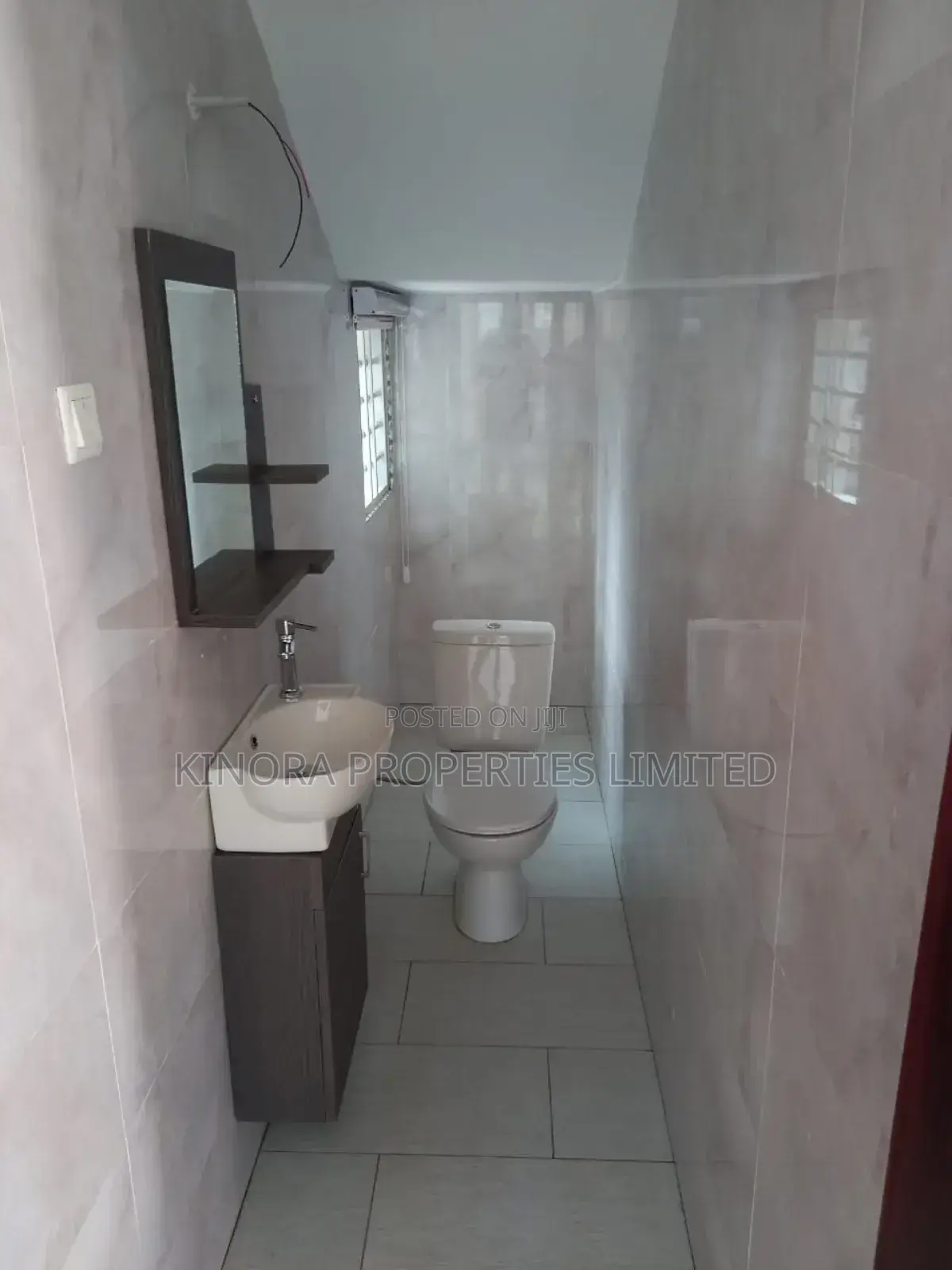 4bdrm Duplex in Mile 7 for rent