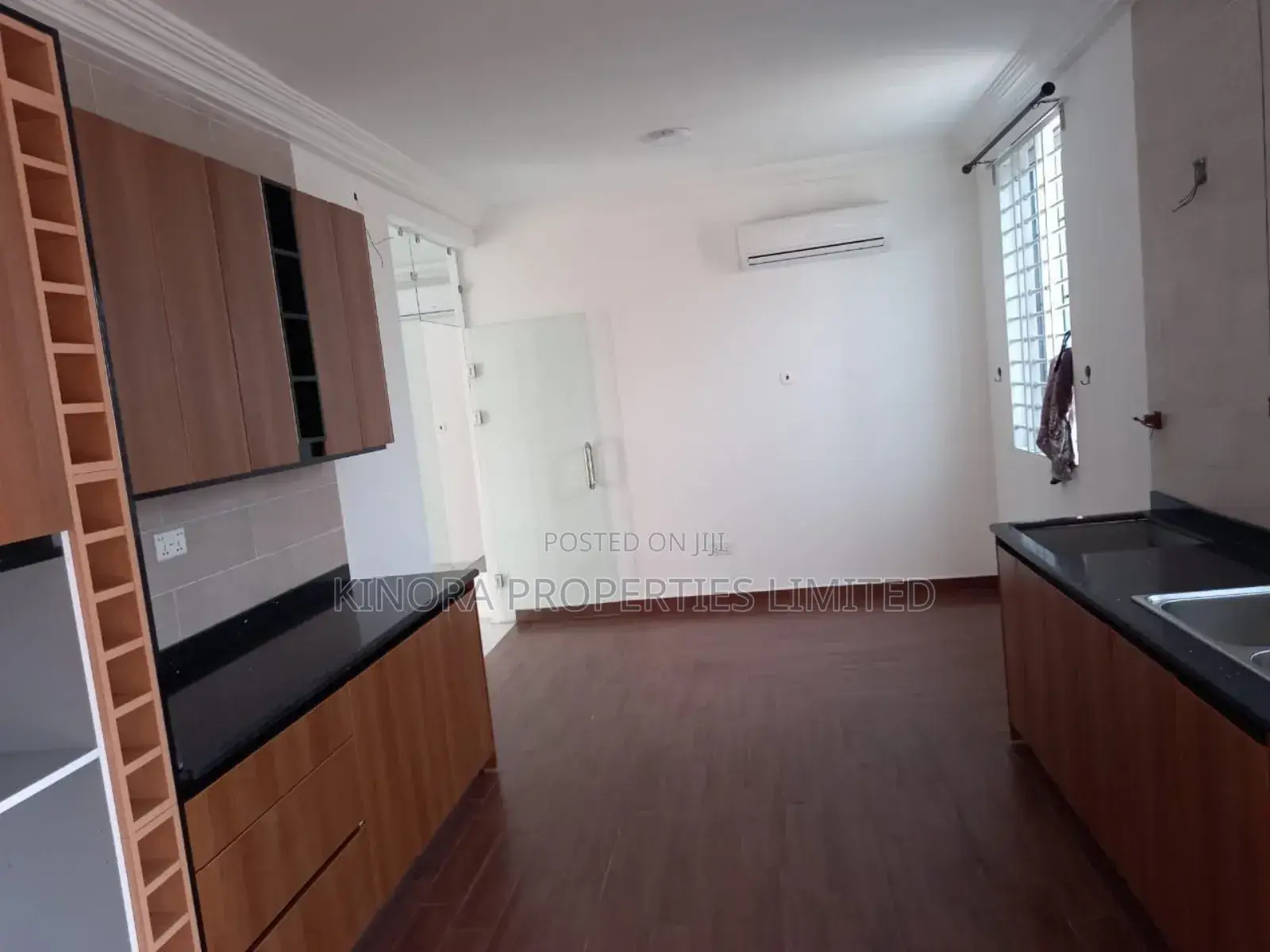 4bdrm Duplex in Mile 7 for rent